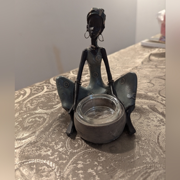 'Tribal Circle' African Woman Tealight Sculpture by FKI - Pre-owned. READ. - Picture 2 of 7